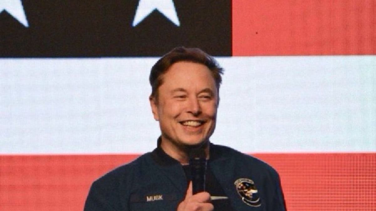 Musk Formed New Party