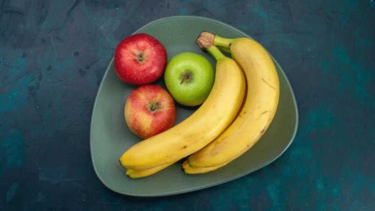 Benefits of Banana and Apple